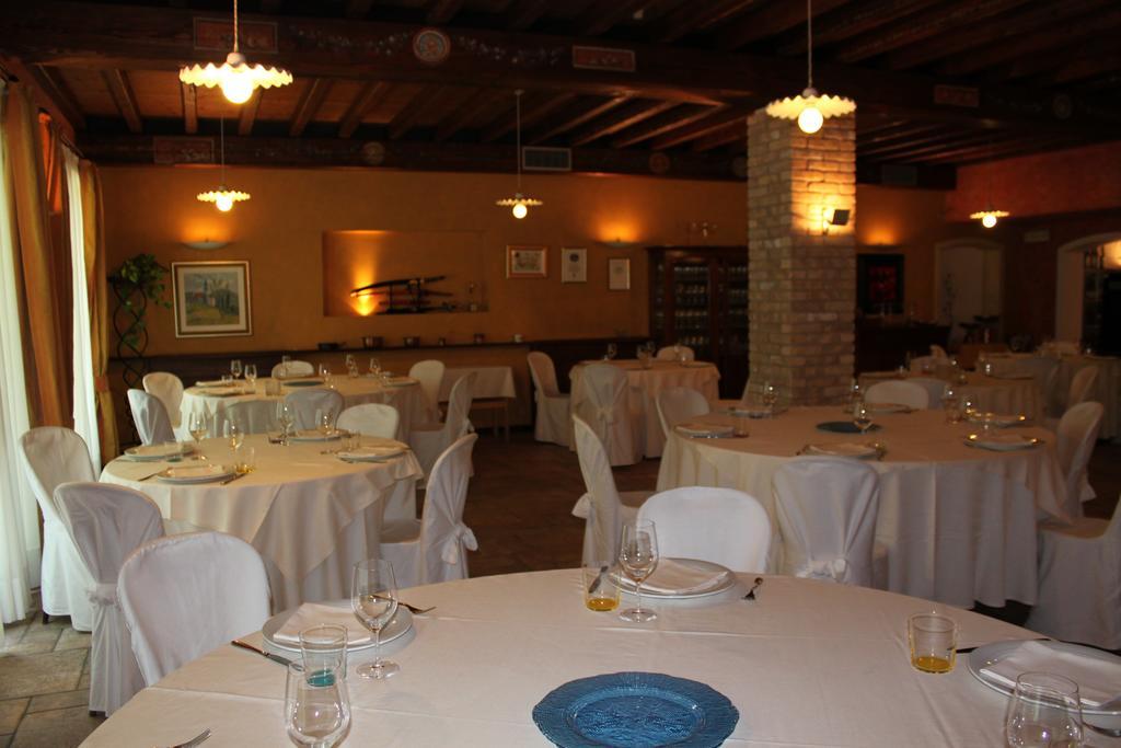 Al Glorioso Piave Hotell Maserada sul Piave Exteriör bild